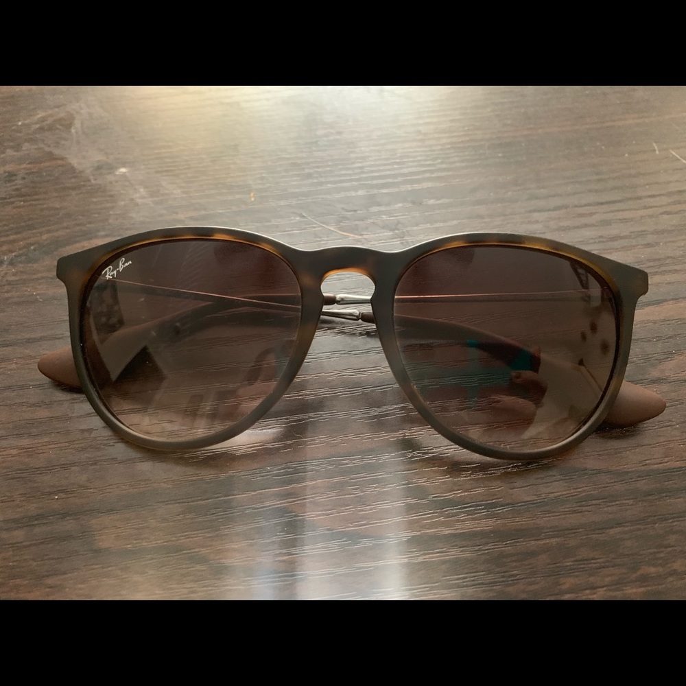 Rayban Erika